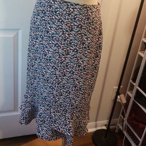 NWT ANN TAYLOR ruffled print skirt, great for work